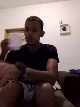 Magrinhodelicia011 online show from 06/09/26, 10:43