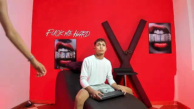 AVENGER BOYS2026 online show from 02/17/26, 01:13