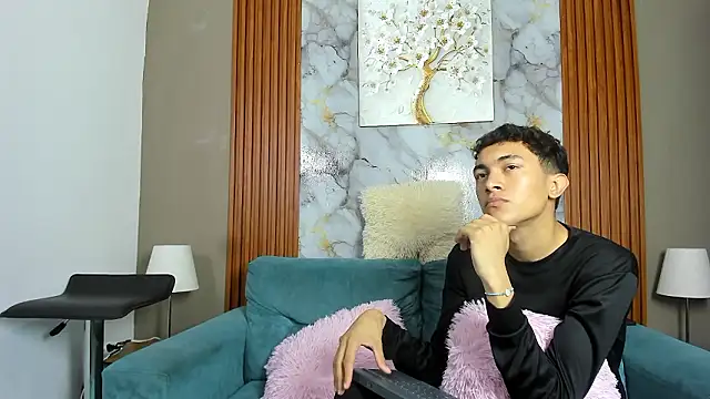 AVENGER BOYS2026 online show from 03/12/26, 07:42