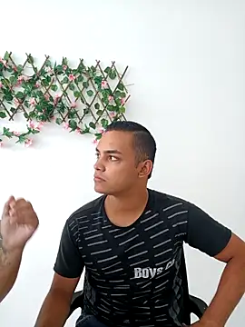 studentdeivy  online show from 03/31/26, 06:19