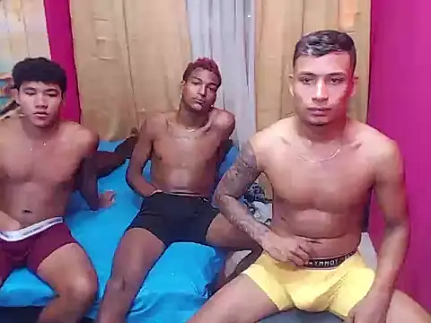 hugecock black online show from 01/07/26, 07:49