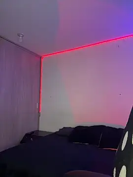 Snapshot of crystal_dlun chatting on 04/01/26, 05:21 crystal dlun online show from 04/01/26, 05:21