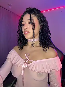 Snapshot of crystal_dlun chatting on 04/07/26, 05:46 crystal dlun online show from 04/07/26, 05:46