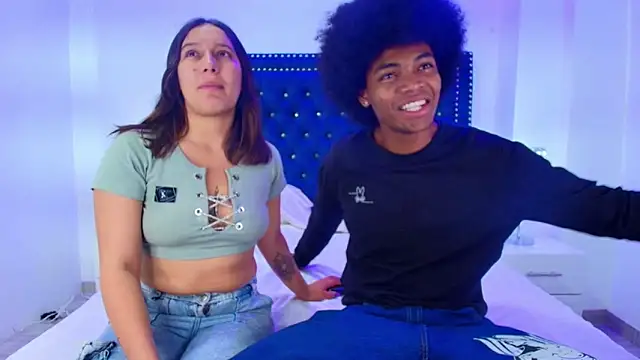 Cristal and luke online show from 05/06/26, 03:35