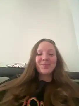 Snapshot of prettygirltracy_12 chatting on 01/09/26, 05:04 prettygirltracy 12 online show from 01/09/26, 05:04