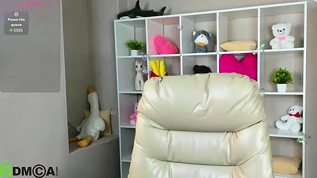 Alicia Adammss online show from 02/05/26, 12:37