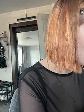 Snapshot of xCandyDollx chatting on 02/28/26, 06:25 xCandyDollx online show from 02/28/26, 06:25