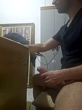 Snapshot of Mala_Direta chatting on 04/02/26, 07:28 Mala Direta online show from 04/02/26, 07:28