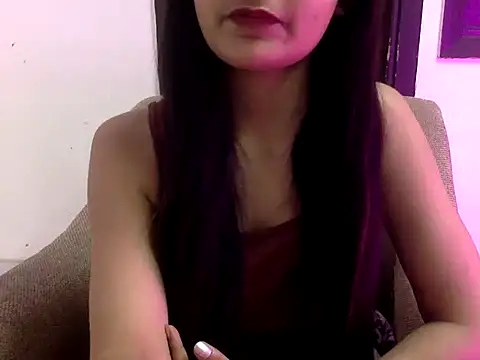 Snapshot of sweet_riyaaa chatting on 03/19/26, 05:33 sweet riyaaa online show from 03/19/26, 05:33