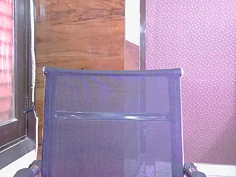 Snapshot of sweet_riyaaa chatting on 04/20/26, 05:21 sweet riyaaa online show from 04/20/26, 05:21