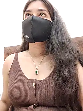 babydoll7172 online show from 05/07/26, 04:45