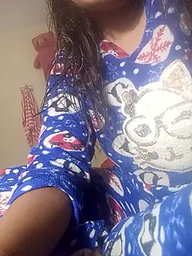 sakina121 online show from 01/14/26, 06:24