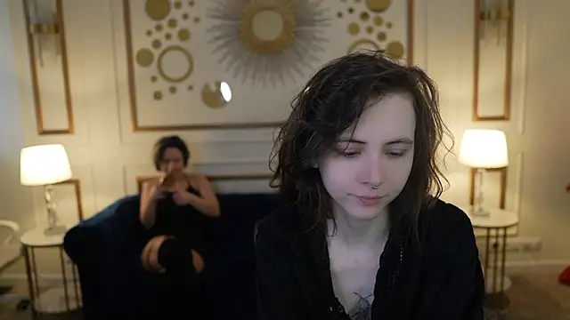 Orly flame online show from 02/06/26, 12:08