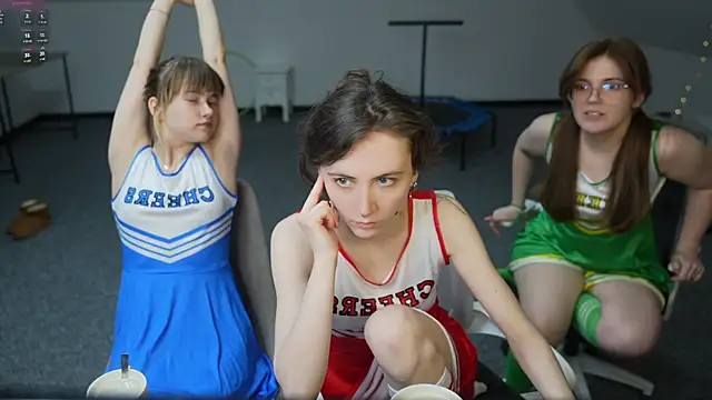 Orly flame online show from 02/12/26, 03:51