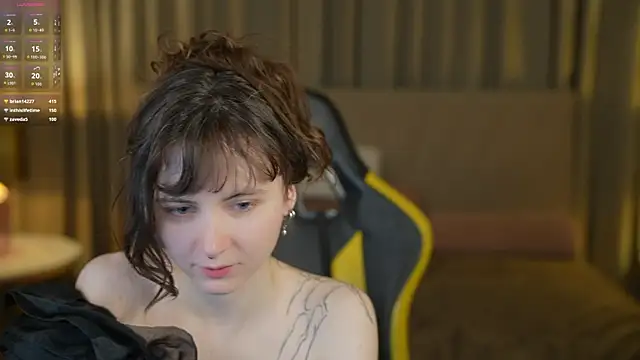 Snapshot of Orly_flame chatting on 03/31/26, 06:41 Orly flame online show from 03/31/26, 06:41