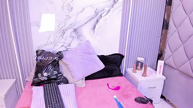 Snapshot of miarose_69 chatting on 04/16/26, 03:29 miarose 69 online show from 04/16/26, 03:29