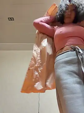 Snapshot of wy2026 chatting on 03/11/26, 03:56 wy2026 online show from 03/11/26, 03:56