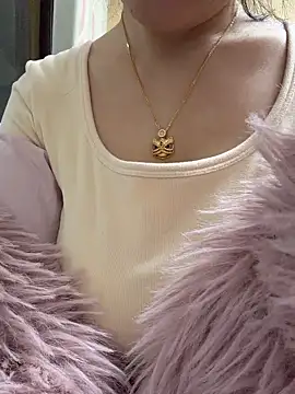 Snapshot of wy2026 chatting on 03/13/26, 10:33 wy2026 online show from 03/13/26, 10:33