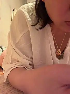 Snapshot of wy2026 chatting on 03/29/26, 01:55 wy2026 online show from 03/29/26, 01:55