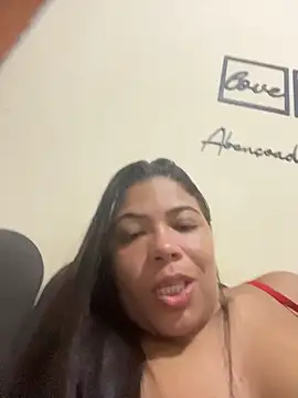 Snapshot of Indiafogosa23 chatting on 06/17/26, 10:28 Indiafogosa23 online show from 06/17/26, 10:28