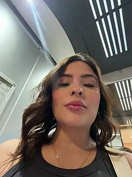 Snapshot of SofiaGomez444 chatting on 04/05/26, 04:59 SofiaGomez444 online show from 04/05/26, 04:59