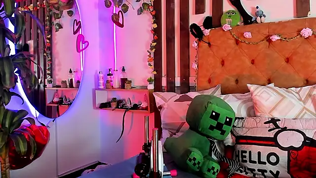 MeowMota  online show from 02/22/26, 06:06