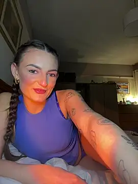 MiaLovesxx online show from 01/16/26, 05:39