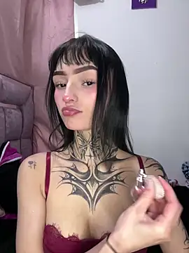 dulce-katt online show from 04/08/26, 04:12