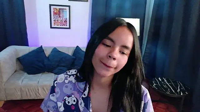 SofiaMante  online show from 04/12/26, 11:21