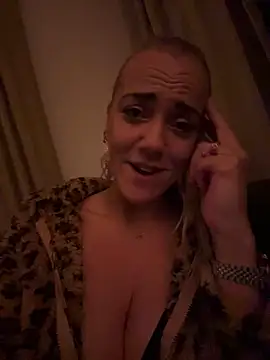 Snapshot of missconly chatting on 02/14/26, 01:46 missconly online show from 02/14/26, 01:46