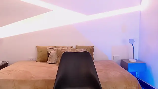 Chel Stone online show from 02/04/26, 10:58