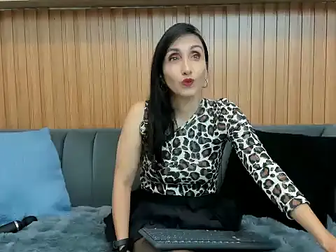 Snapshot of Riley_Reid_Milf chatting on 05/04/26, 01:07 Riley Reid Milf online show from 05/04/26, 01:07