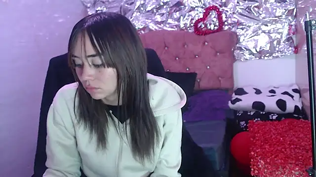 sofiaspring online show from 03/04/26, 06:36