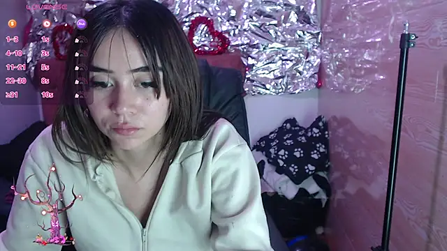 sofiaspring online show from 03/17/26, 05:16