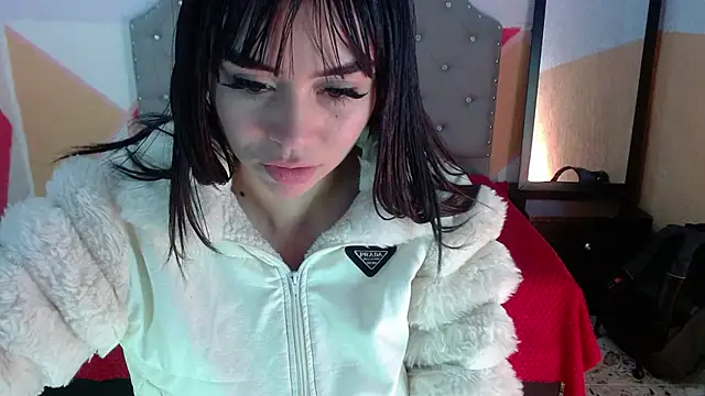 sofiaspring online show from 07/17/26, 02:02