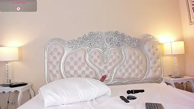 Snapshot of KatheOlson chatting on 06/11/26, 02:53 KatheOlson online show from 06/11/26, 02:53