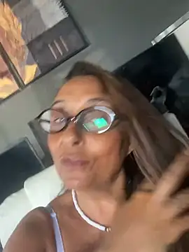 Annalua73 online show from 02/07/26, 06:44