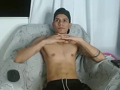 Snapshot of dani_sex1_ chatting on 03/20/26, 02:27 dani sex1 online show from 03/20/26, 02:27