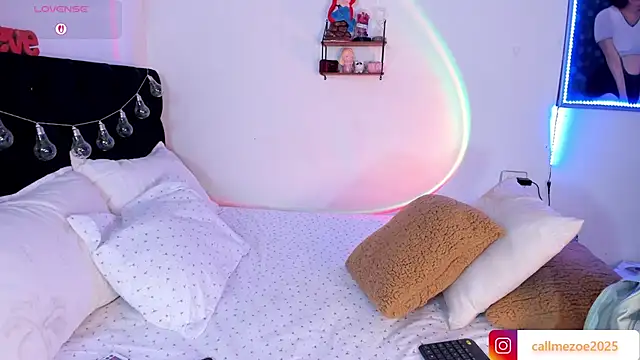 zoe siren online show from 02/07/26, 12:14