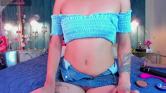 mia ellieth online show from 05/25/26, 04:24