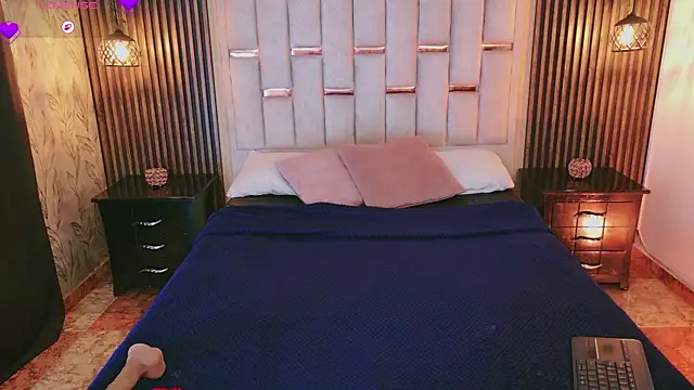 Snapshot of scarlettt_ss chatting on 03/21/26, 03:11 scarlettt ss online show from 03/21/26, 03:11