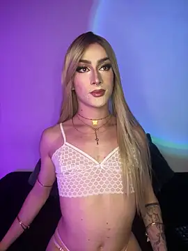 Snapshot of Alana_Stone chatting on 02/06/26, 03:55 Alana Stone online show from 02/06/26, 03:55