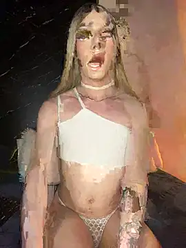 Snapshot of Alana_Stone chatting on 03/29/26, 02:33 Alana Stone online show from 03/29/26, 02:33