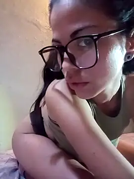 Snapshot of Chiquitoperopeligroso4 chatting on 04/16/26, 04:46 Chiquitoperopeligroso4 online show from 04/16/26, 04:46