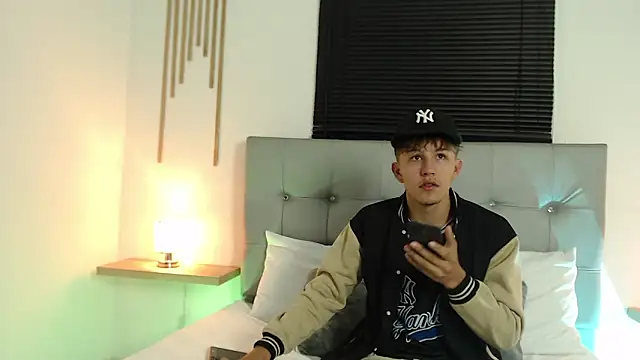 johnny blake  online show from 02/03/26, 02:53