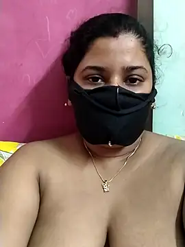 pinkisaha75 online show from 04/13/26, 02:39