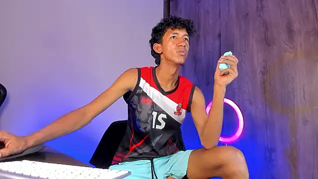 Snapshot of neitan_miller_ chatting on 03/10/26, 08:30 neitan miller online show from 03/10/26, 08:30