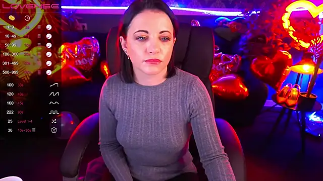 Dafni Monn online show from 02/07/25, 06:24