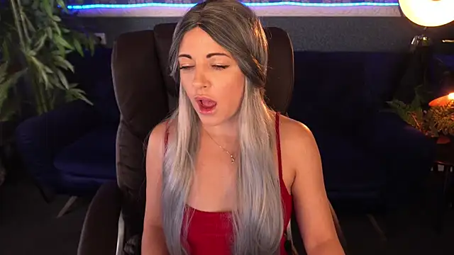 Dafni Monn online show from 11/08/25, 06:24