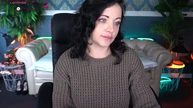 Dafni Monn online show from 04/30/26, 05:47